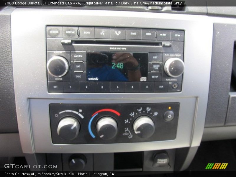 Bright Silver Metallic / Dark Slate Gray/Medium Slate Gray 2008 Dodge Dakota SLT Extended Cab 4x4