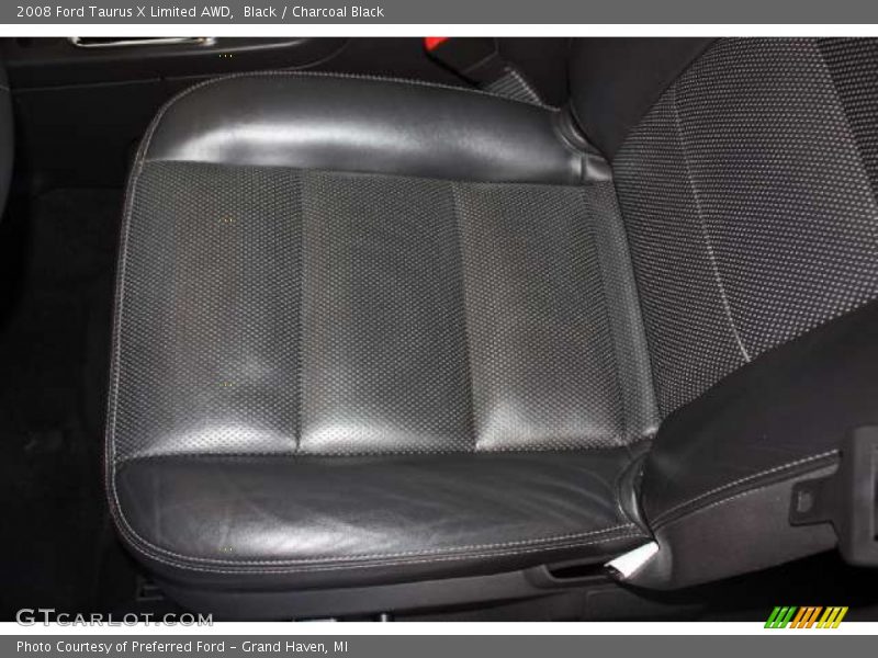 Black / Charcoal Black 2008 Ford Taurus X Limited AWD