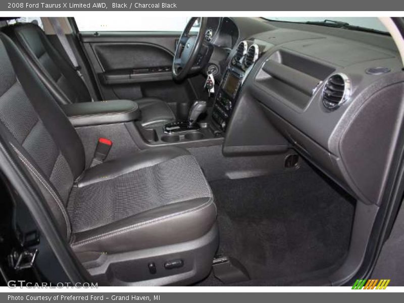 Black / Charcoal Black 2008 Ford Taurus X Limited AWD