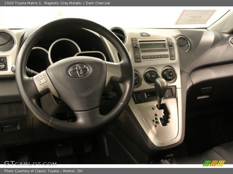 Magnetic Gray Metallic / Dark Charcoal 2009 Toyota Matrix S