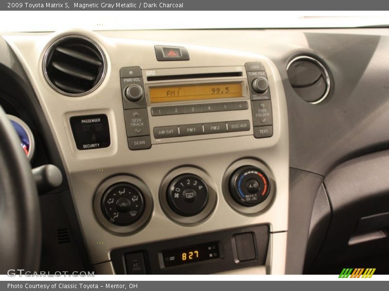 Magnetic Gray Metallic / Dark Charcoal 2009 Toyota Matrix S