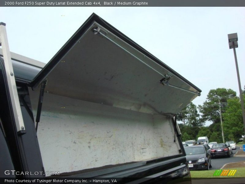 Black / Medium Graphite 2000 Ford F250 Super Duty Lariat Extended Cab 4x4