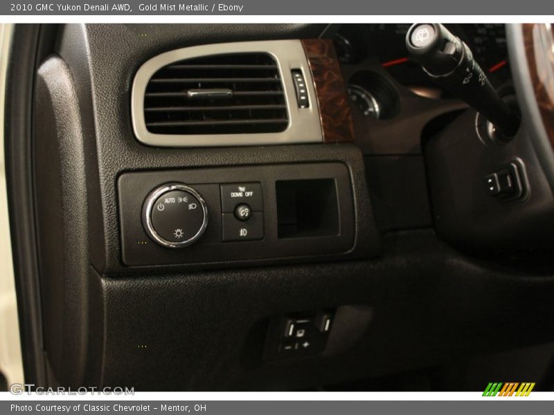 Gold Mist Metallic / Ebony 2010 GMC Yukon Denali AWD