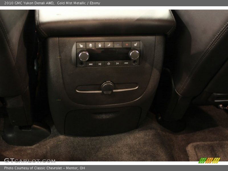 Gold Mist Metallic / Ebony 2010 GMC Yukon Denali AWD