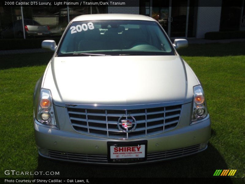 Light Platinum / Titanium/Dark Titanium 2008 Cadillac DTS Luxury