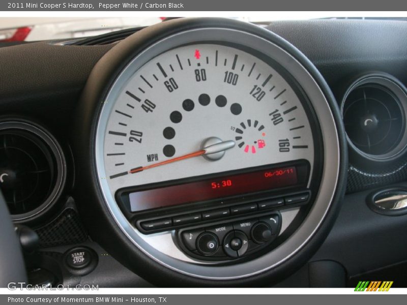 Pepper White / Carbon Black 2011 Mini Cooper S Hardtop