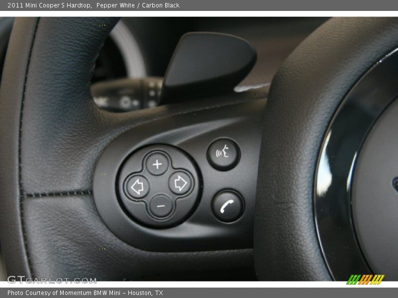 Pepper White / Carbon Black 2011 Mini Cooper S Hardtop