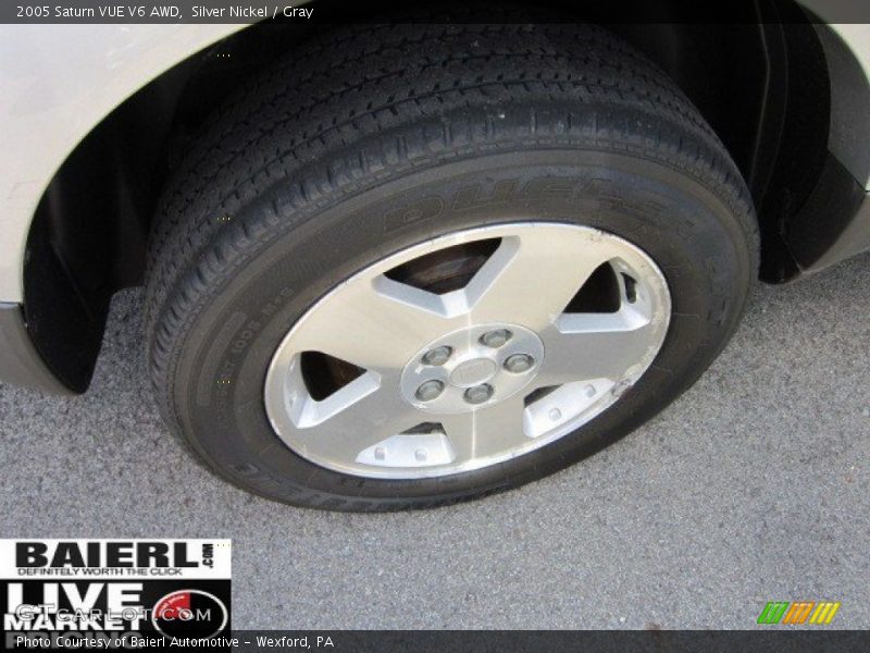 Silver Nickel / Gray 2005 Saturn VUE V6 AWD
