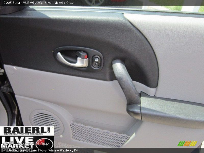 Silver Nickel / Gray 2005 Saturn VUE V6 AWD