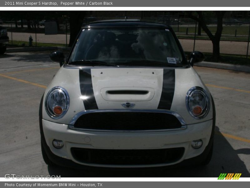 Pepper White / Carbon Black 2011 Mini Cooper S Hardtop
