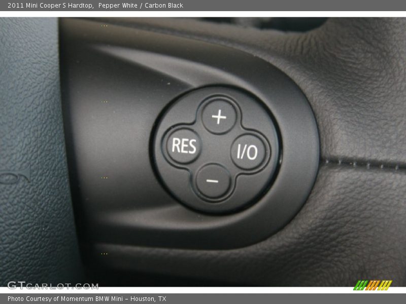 Pepper White / Carbon Black 2011 Mini Cooper S Hardtop