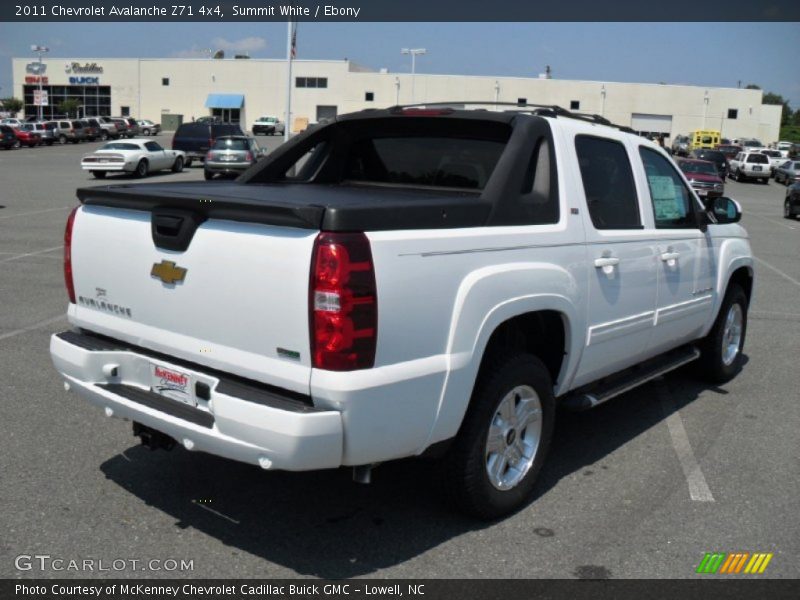 Summit White / Ebony 2011 Chevrolet Avalanche Z71 4x4