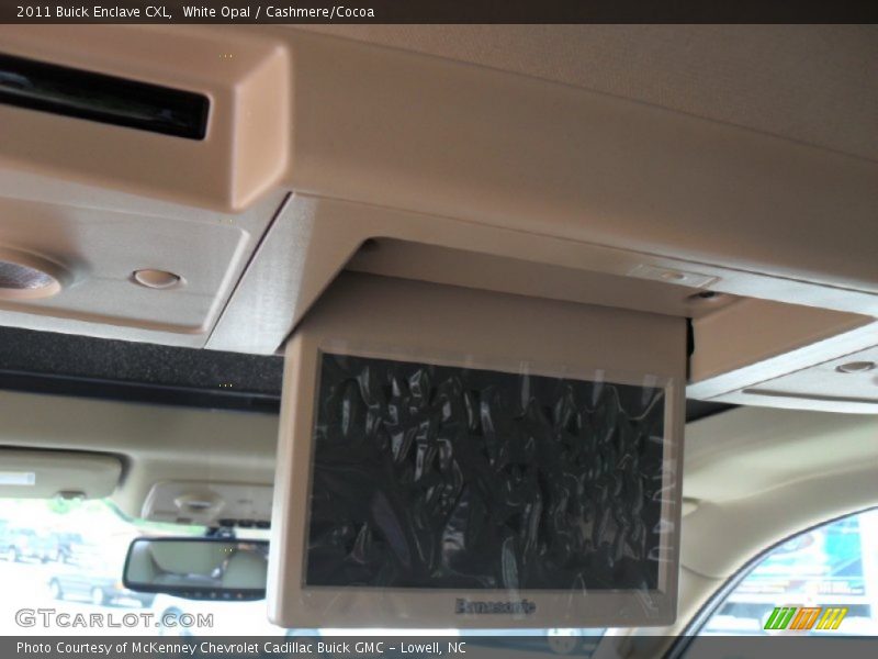 White Opal / Cashmere/Cocoa 2011 Buick Enclave CXL