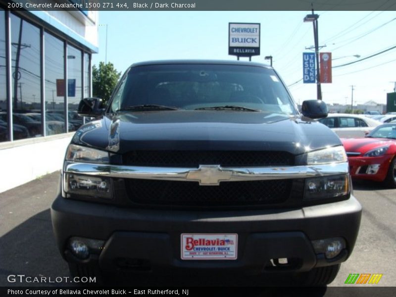 Black / Dark Charcoal 2003 Chevrolet Avalanche 1500 Z71 4x4