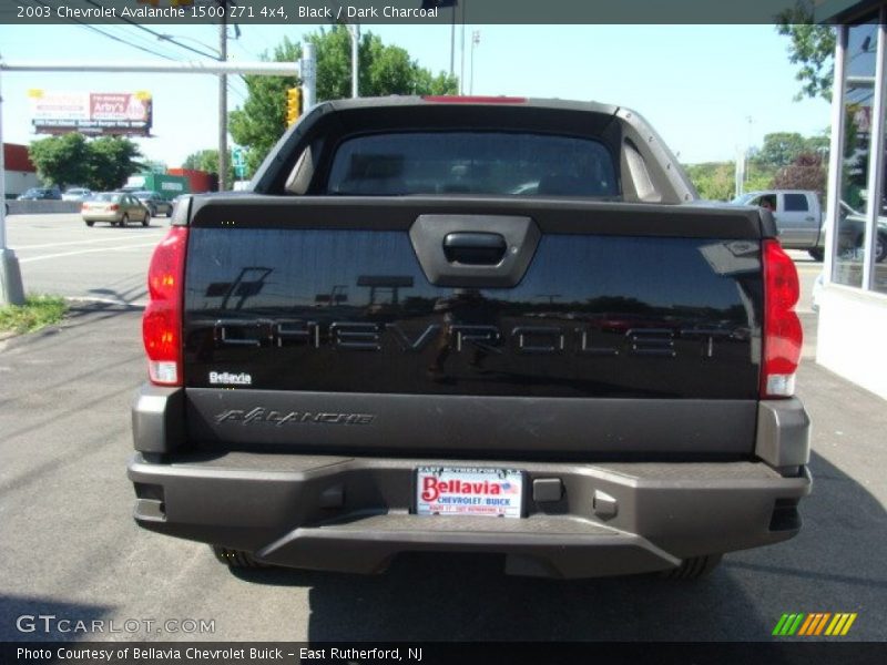 Black / Dark Charcoal 2003 Chevrolet Avalanche 1500 Z71 4x4