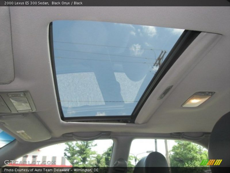 Black Onyx / Black 2000 Lexus ES 300 Sedan