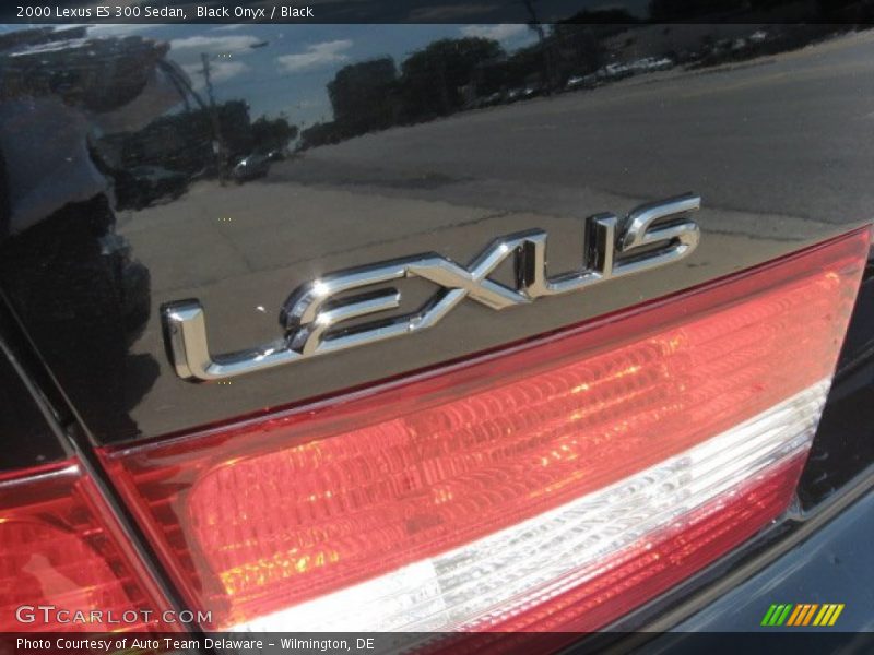 Black Onyx / Black 2000 Lexus ES 300 Sedan