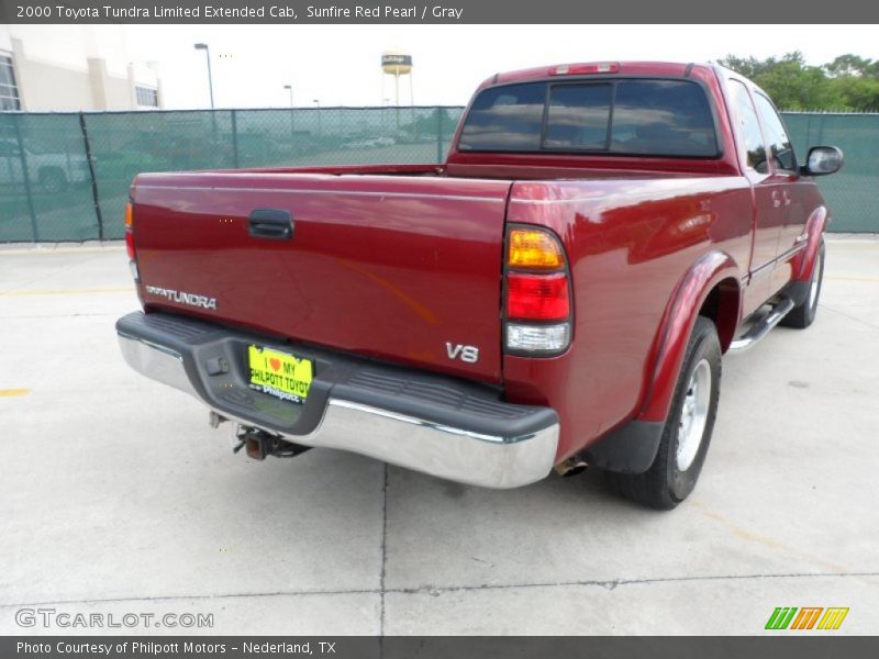 Sunfire Red Pearl / Gray 2000 Toyota Tundra Limited Extended Cab