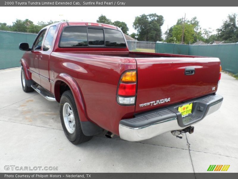 Sunfire Red Pearl / Gray 2000 Toyota Tundra Limited Extended Cab