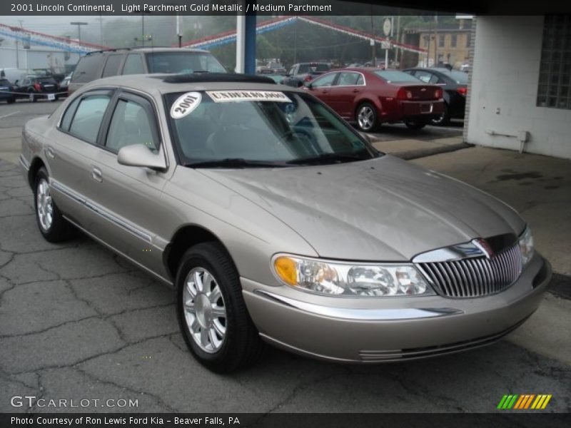 Light Parchment Gold Metallic / Medium Parchment 2001 Lincoln Continental