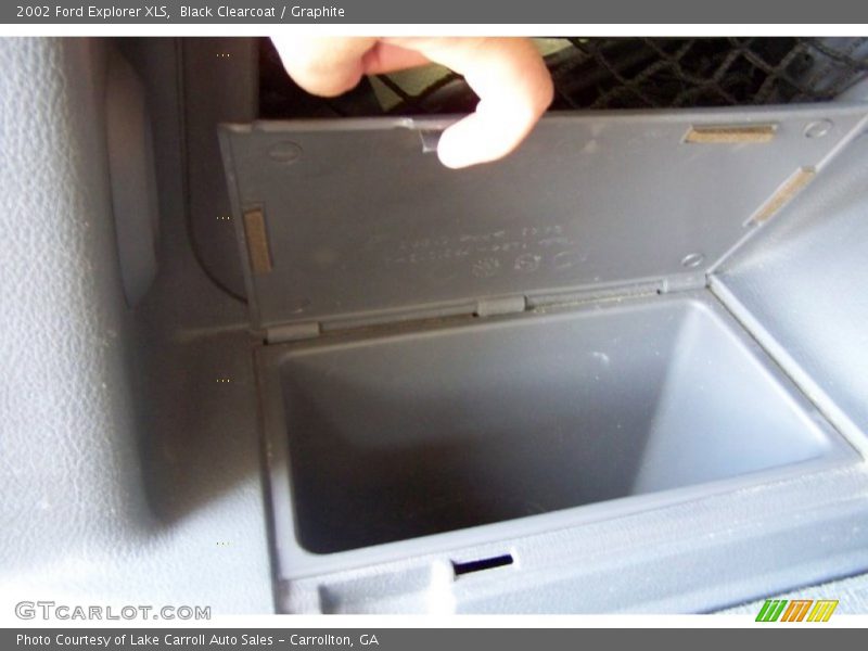 Black Clearcoat / Graphite 2002 Ford Explorer XLS