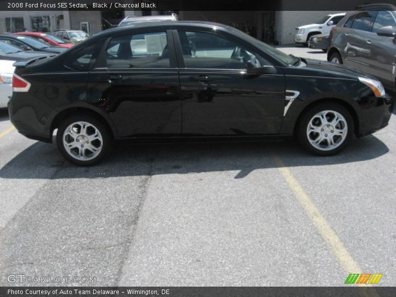 Black / Charcoal Black 2008 Ford Focus SES Sedan