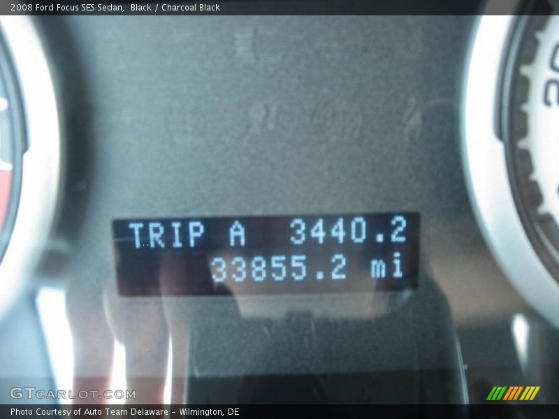 Black / Charcoal Black 2008 Ford Focus SES Sedan