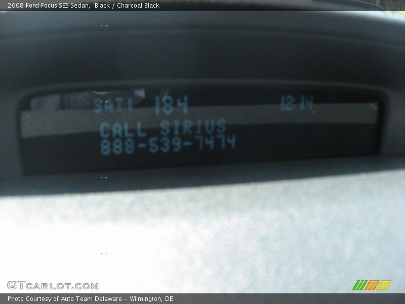 Black / Charcoal Black 2008 Ford Focus SES Sedan