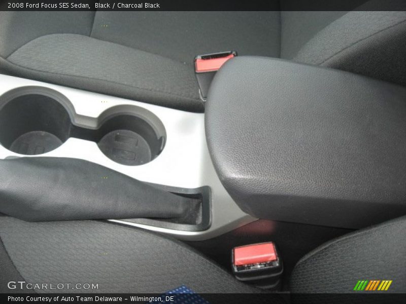 Black / Charcoal Black 2008 Ford Focus SES Sedan