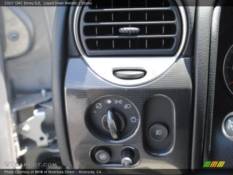Liquid Silver Metallic / Ebony 2007 GMC Envoy SLE