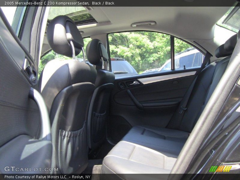 Black / Black 2005 Mercedes-Benz C 230 Kompressor Sedan