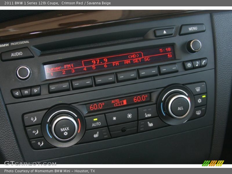 Controls of 2011 1 Series 128i Coupe
