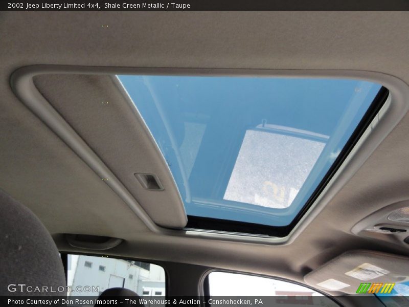 Shale Green Metallic / Taupe 2002 Jeep Liberty Limited 4x4