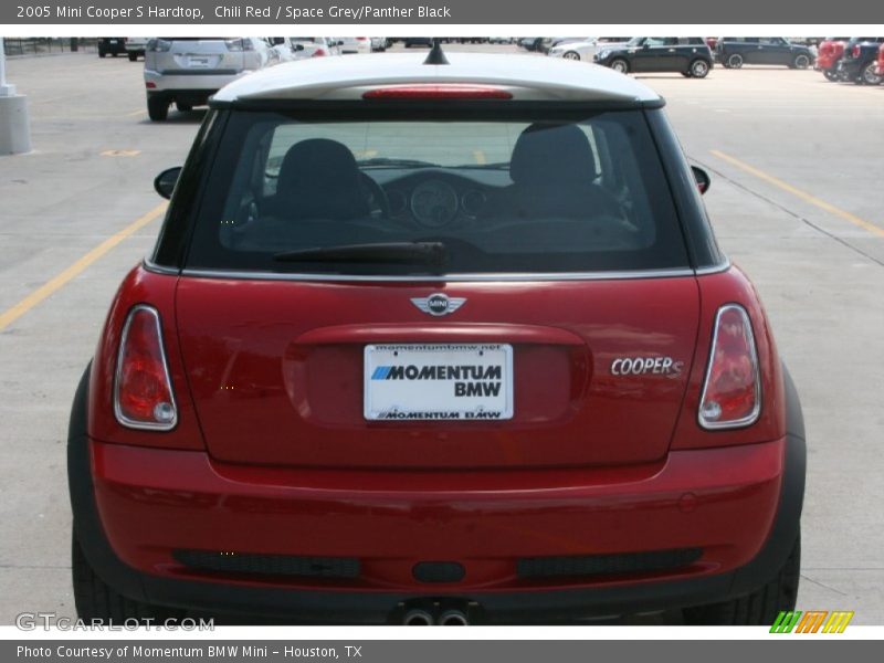 Chili Red / Space Grey/Panther Black 2005 Mini Cooper S Hardtop