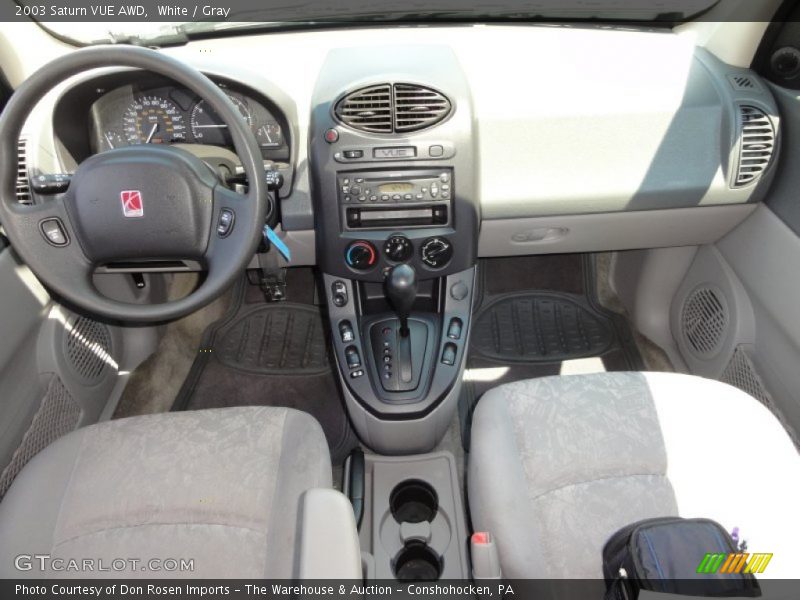 White / Gray 2003 Saturn VUE AWD