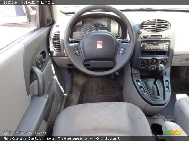 White / Gray 2003 Saturn VUE AWD