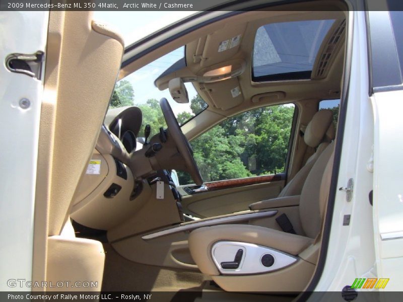 Arctic White / Cashmere 2009 Mercedes-Benz ML 350 4Matic