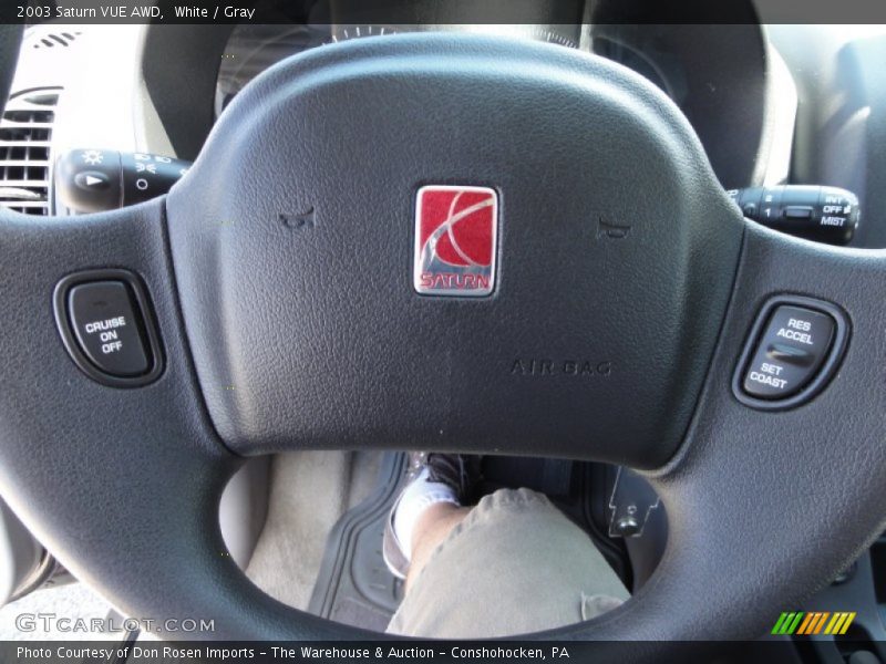 White / Gray 2003 Saturn VUE AWD