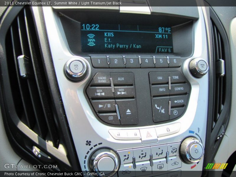 Summit White / Light Titanium/Jet Black 2011 Chevrolet Equinox LT