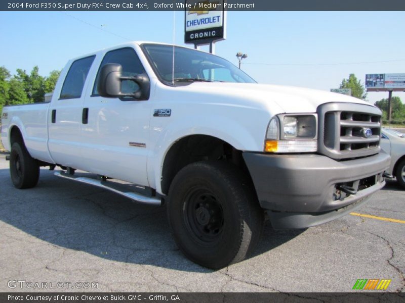 Oxford White / Medium Parchment 2004 Ford F350 Super Duty FX4 Crew Cab 4x4