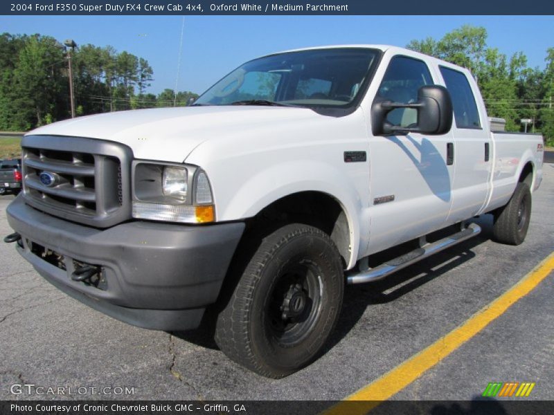 Oxford White / Medium Parchment 2004 Ford F350 Super Duty FX4 Crew Cab 4x4