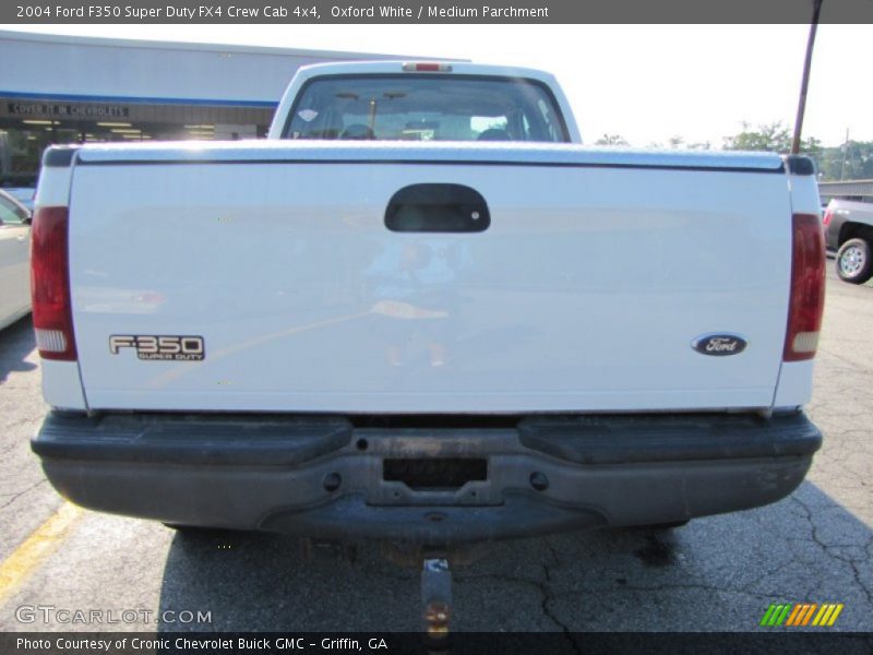 Oxford White / Medium Parchment 2004 Ford F350 Super Duty FX4 Crew Cab 4x4