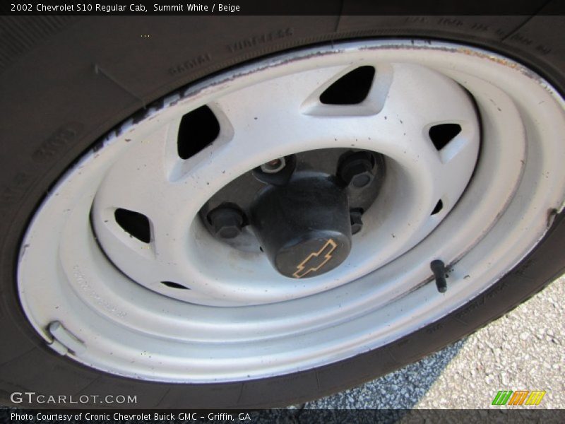 Summit White / Beige 2002 Chevrolet S10 Regular Cab