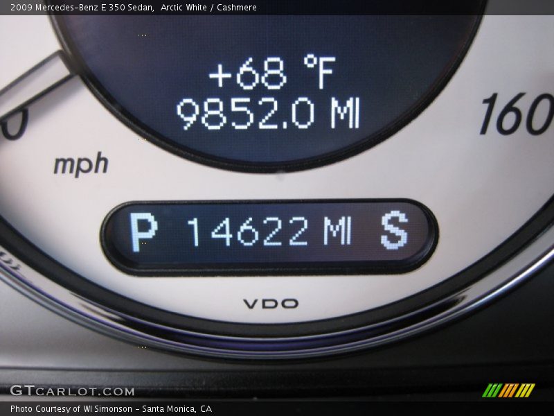 Arctic White / Cashmere 2009 Mercedes-Benz E 350 Sedan