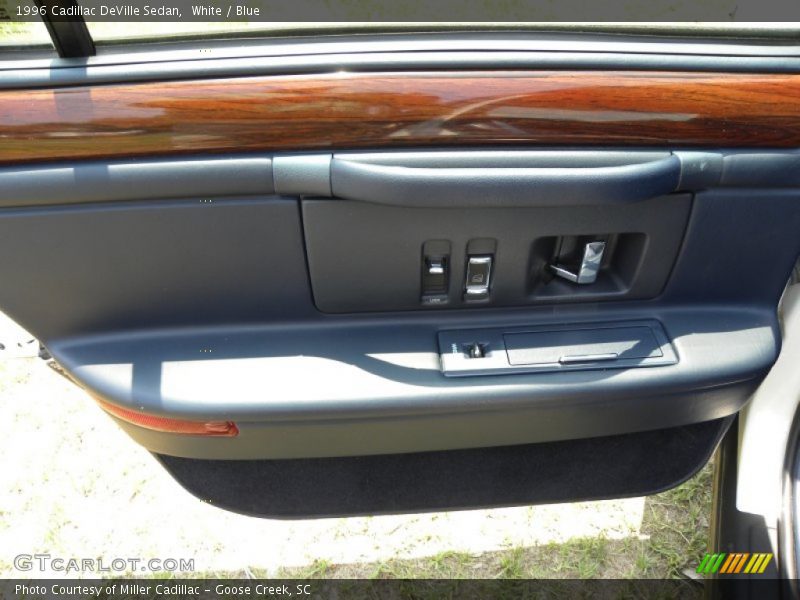 White / Blue 1996 Cadillac DeVille Sedan