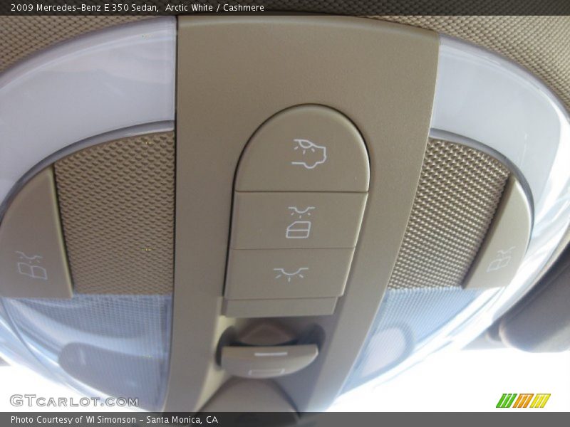 Arctic White / Cashmere 2009 Mercedes-Benz E 350 Sedan