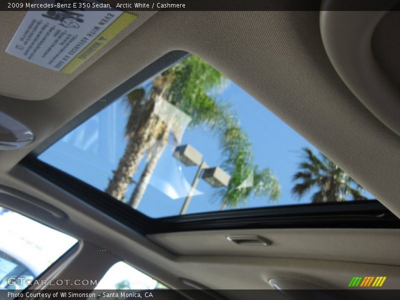 Arctic White / Cashmere 2009 Mercedes-Benz E 350 Sedan