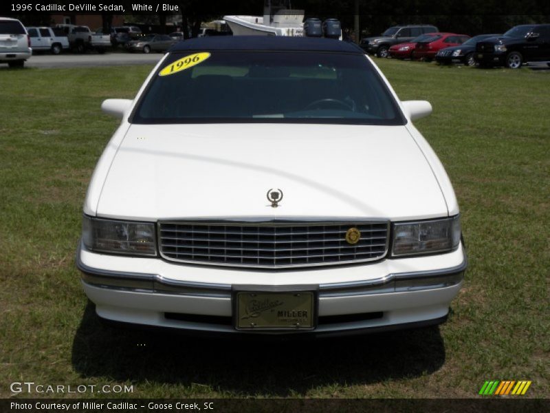 White / Blue 1996 Cadillac DeVille Sedan