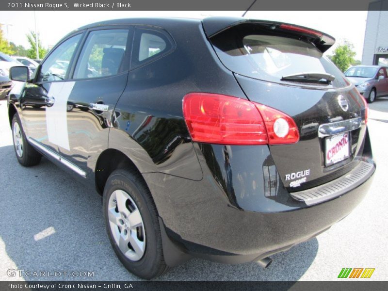 Wicked Black / Black 2011 Nissan Rogue S