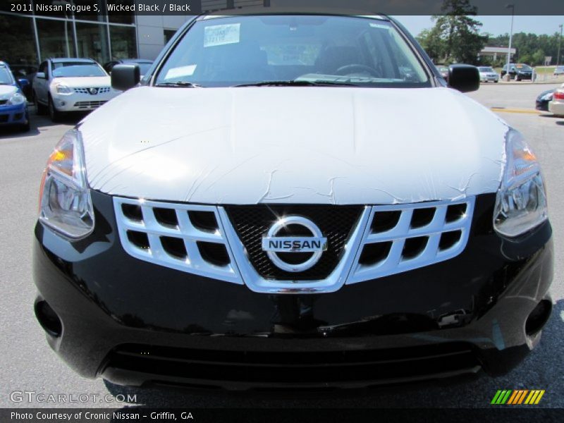 Wicked Black / Black 2011 Nissan Rogue S
